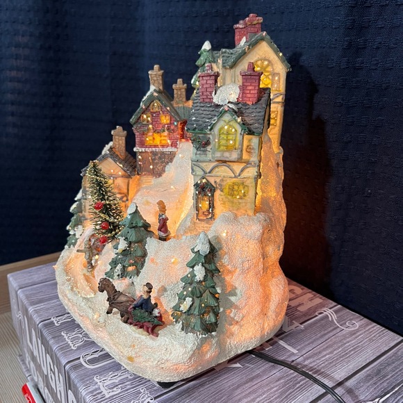 Vintage 2004 fiber Optic Village Lighted Christmas Holiday Decor 10.5" Tall - Picture 17 of 17